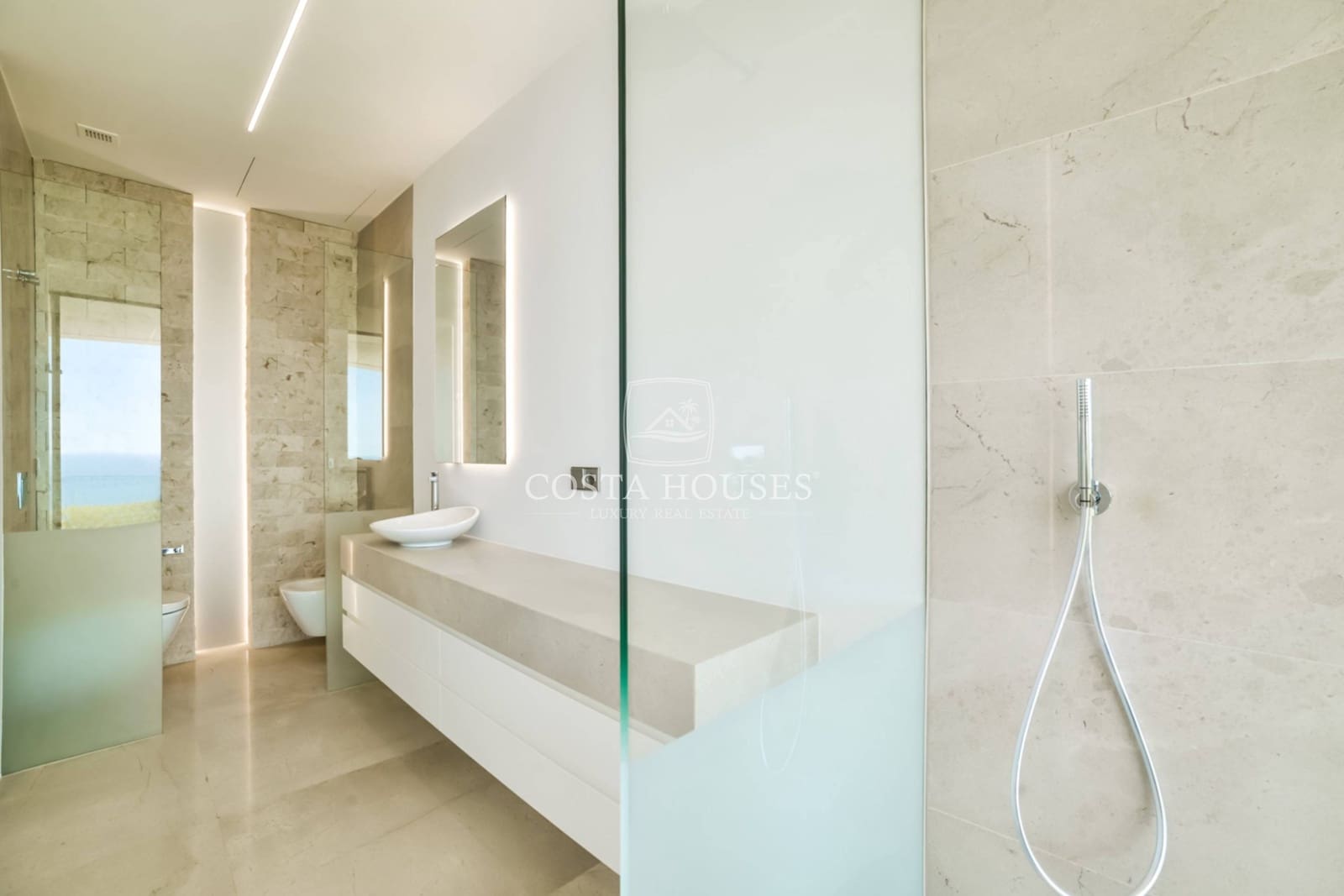 5 bedroom Villa for sale in Altea with pool garage - € 3,500,000 (Ref: 8864062)