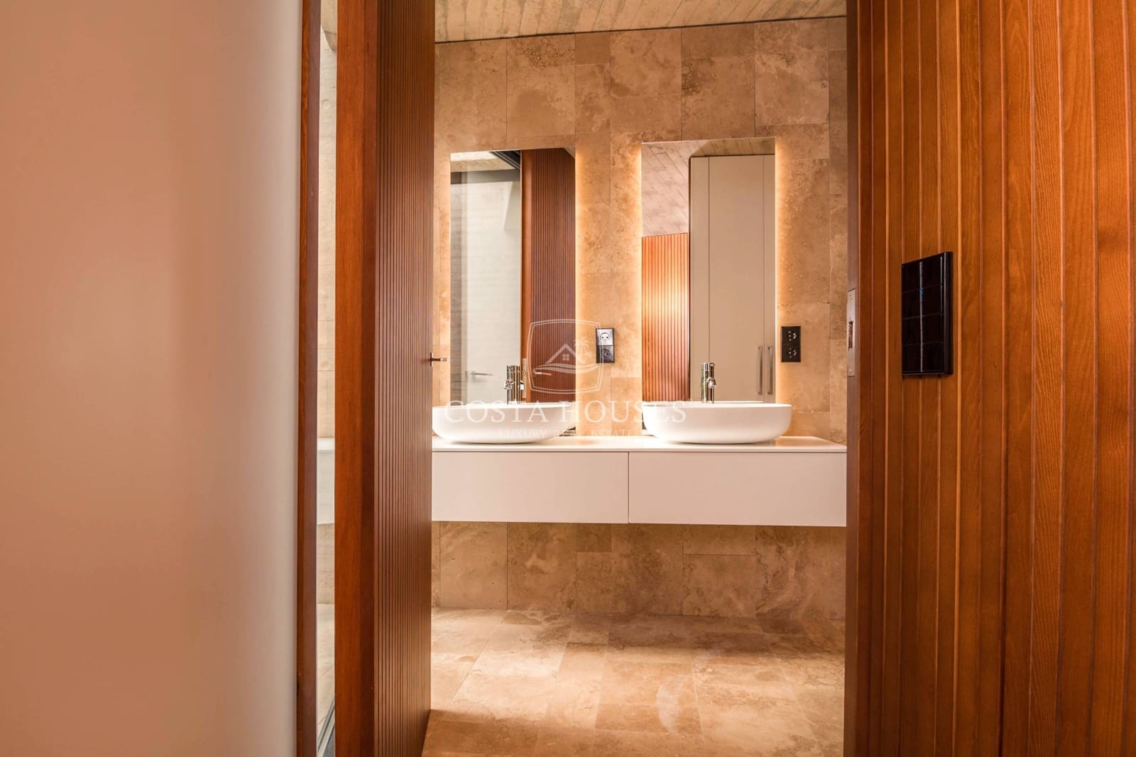 4 slaapkamer Villa te koop in Benissa met zwembad - € 2.750.000 (Ref: 8864064)