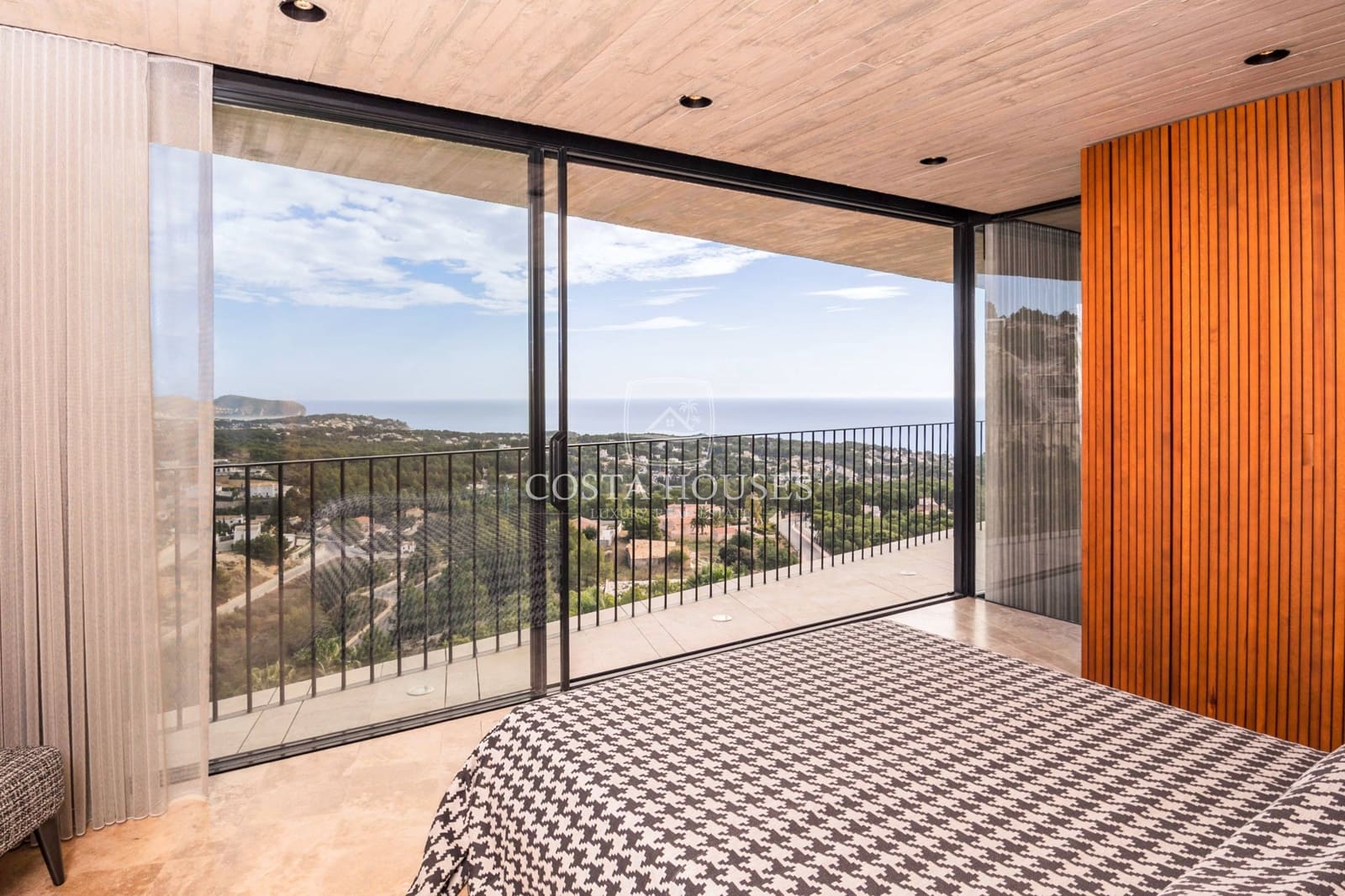 4 slaapkamer Villa te koop in Benissa met zwembad - € 2.750.000 (Ref: 8864064)