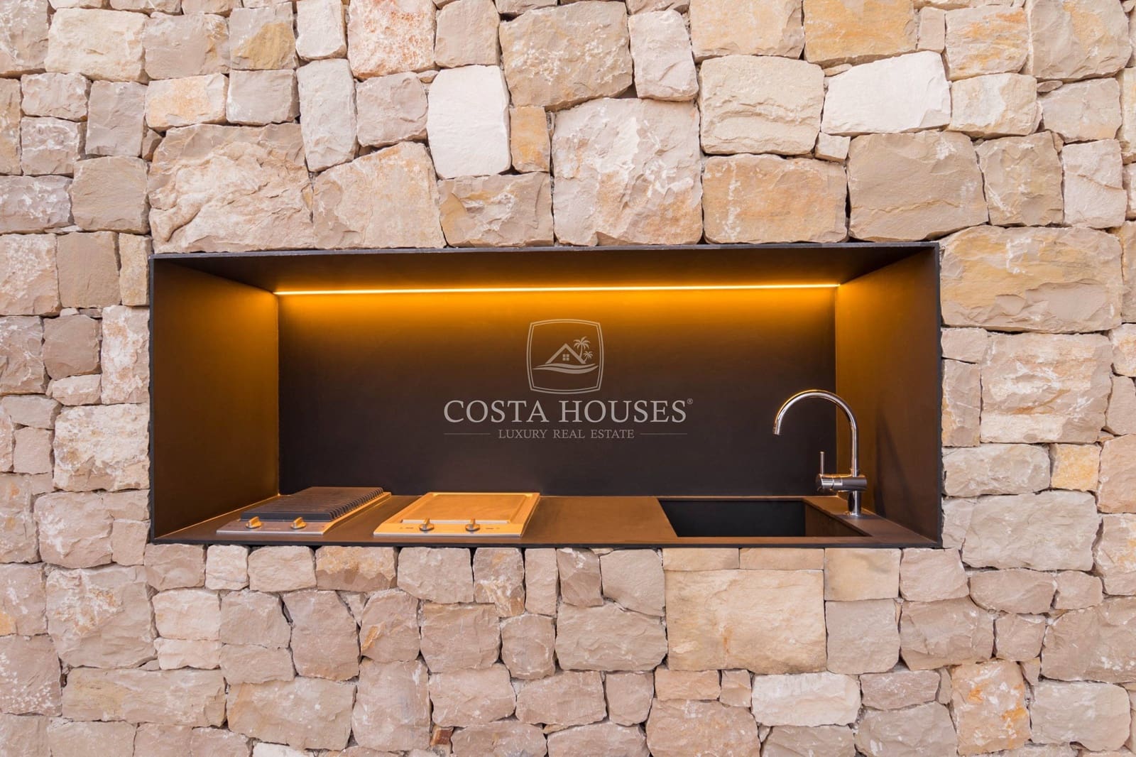 4 slaapkamer Villa te koop in Benissa met zwembad - € 2.750.000 (Ref: 8864064)