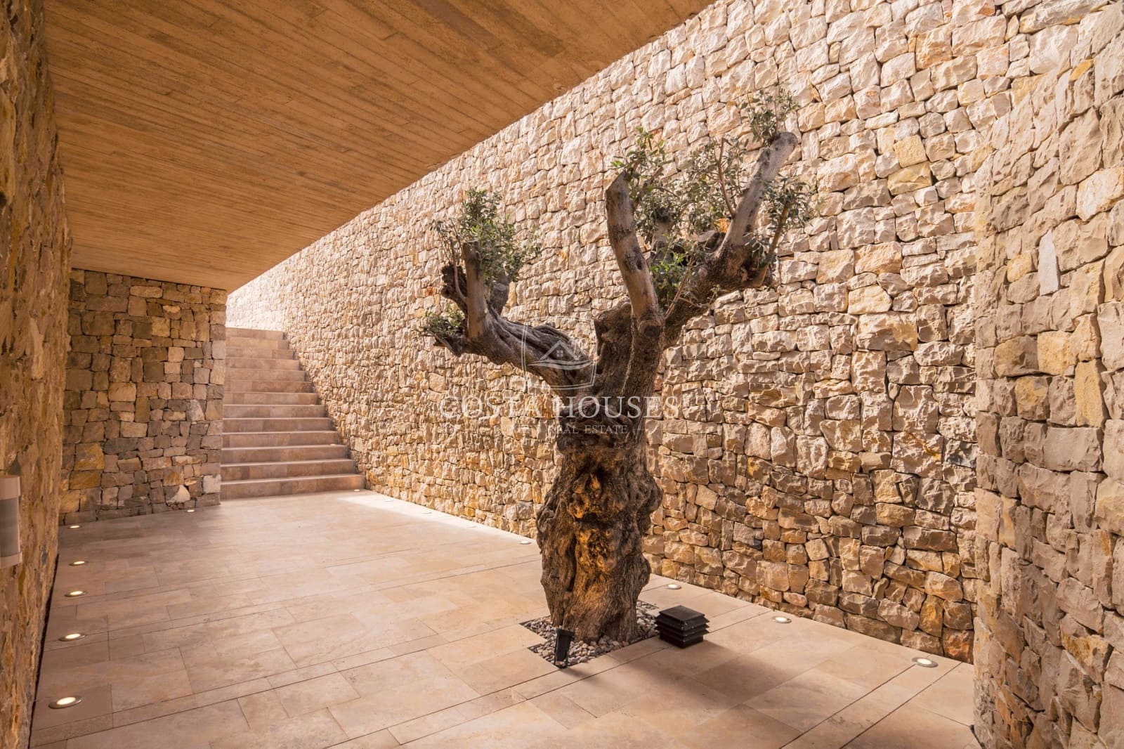 4 slaapkamer Villa te koop in Benissa met zwembad - € 2.750.000 (Ref: 8864064)