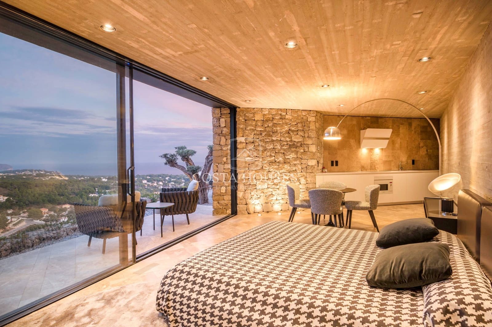 4 slaapkamer Villa te koop in Benissa met zwembad - € 2.750.000 (Ref: 8864064)