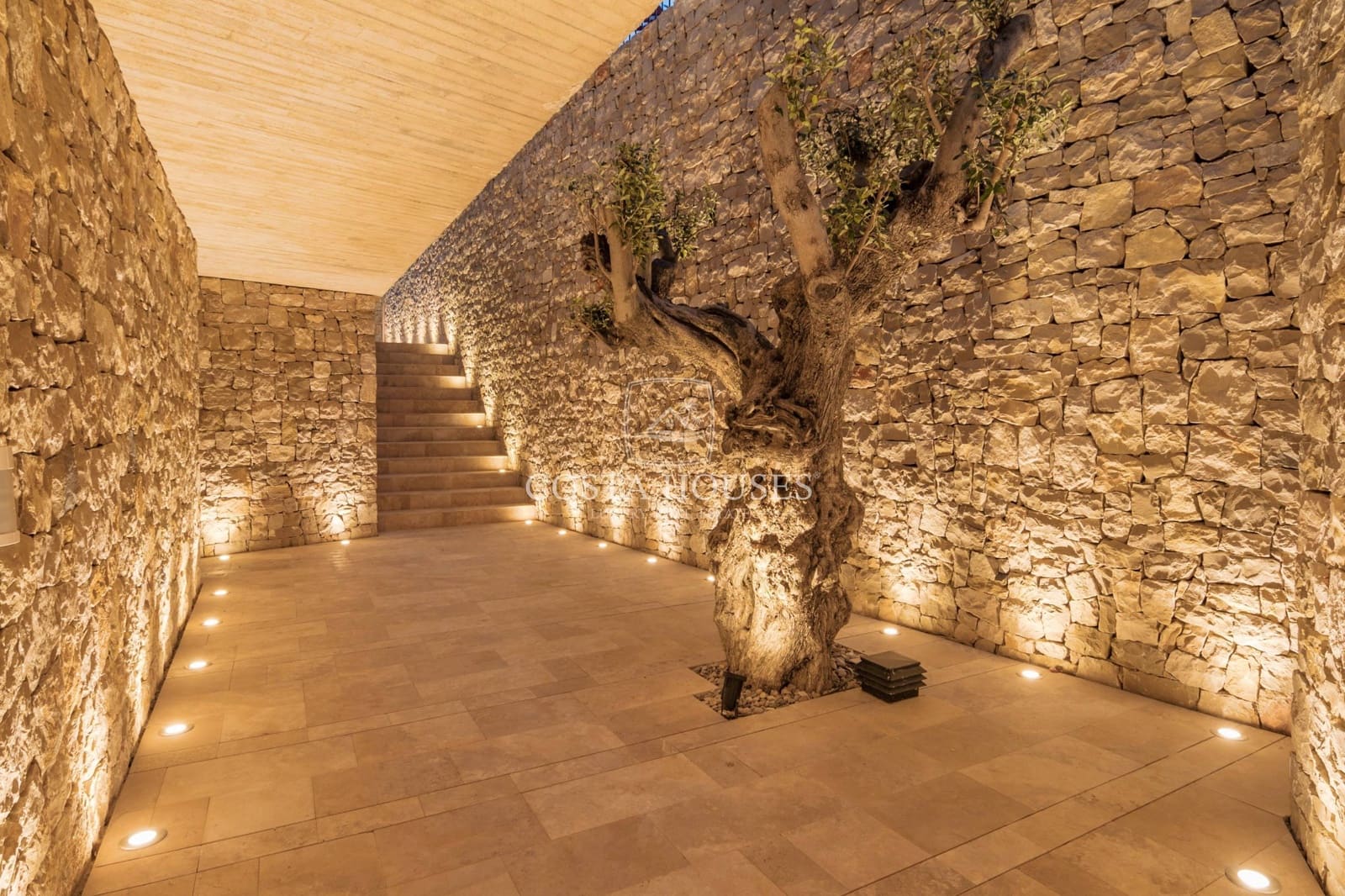 4 slaapkamer Villa te koop in Benissa met zwembad - € 2.750.000 (Ref: 8864064)