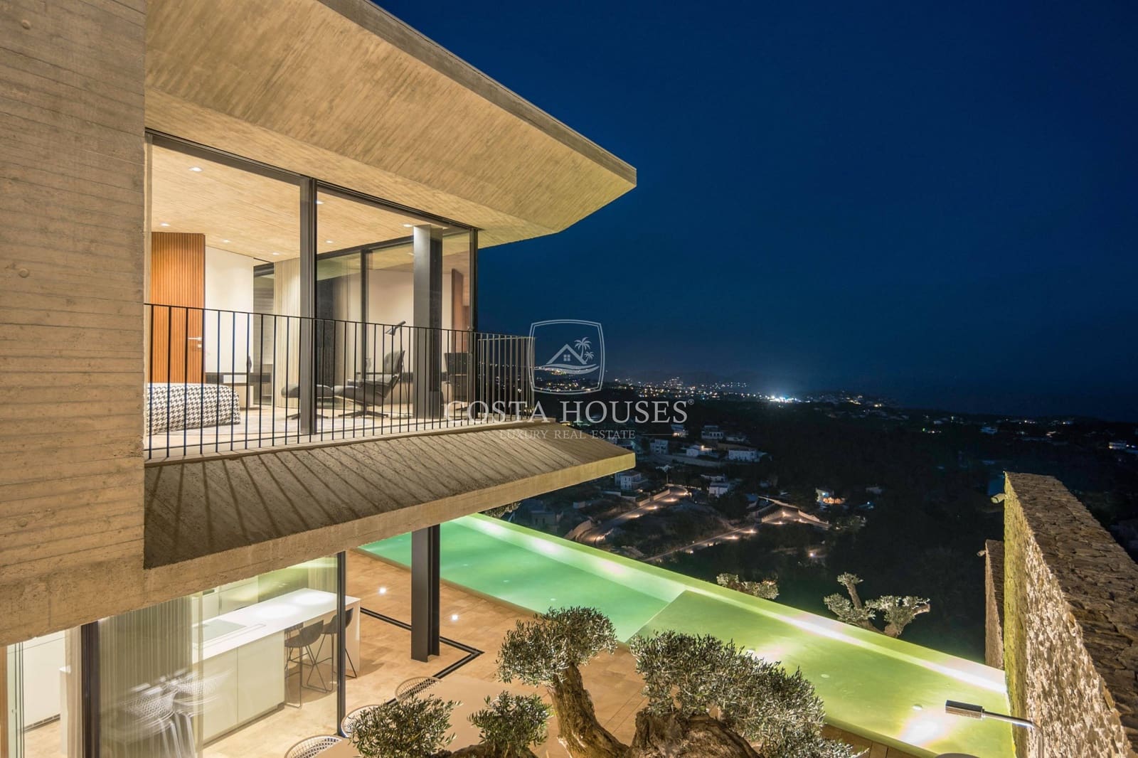 4 slaapkamer Villa te koop in Benissa met zwembad - € 2.750.000 (Ref: 8864064)