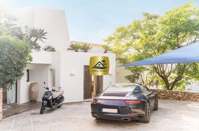 4 soverom Villa til salgs i Moraira, Teulada-Moraira med svømmebasseng - € 3 700 000 (Ref: 8864067)