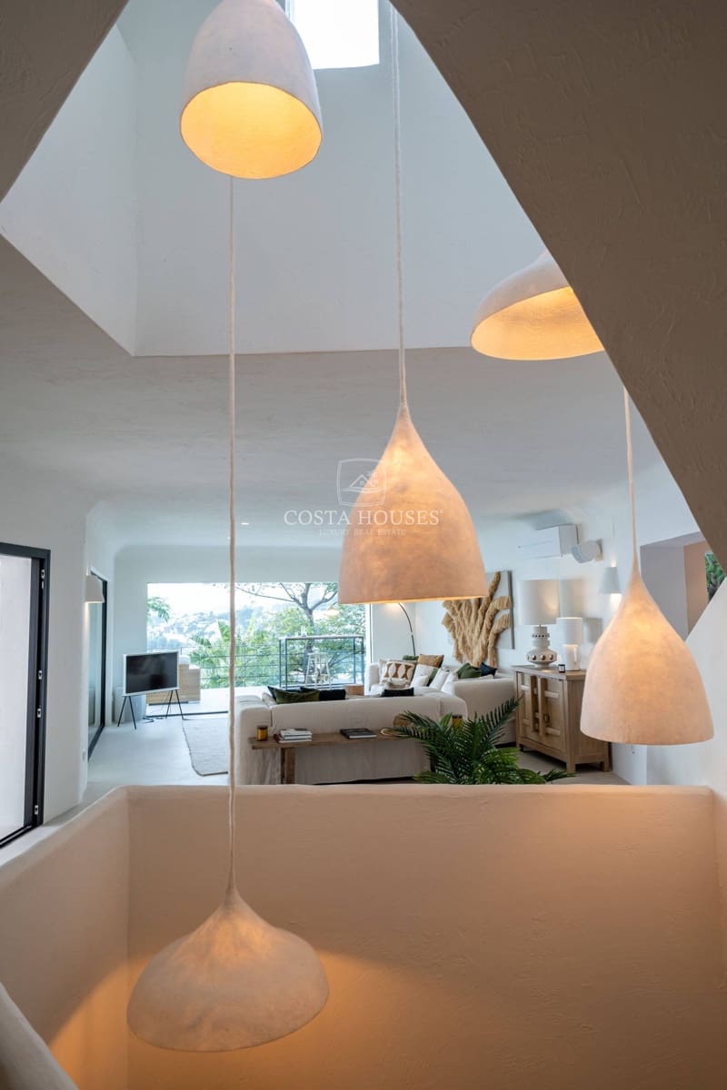 4 soverom Villa til salgs i Moraira med svømmebasseng - € 3 700 000 (Ref: 8864067)