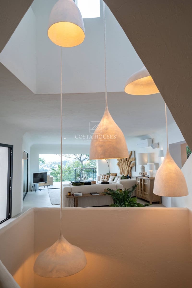 Chalet de 6 habitaciones en Moraira en venta con piscina garaje - 3.700.000 € (Ref: 8864068)