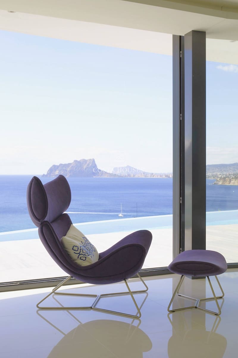 4 bedroom Villa for sale in Moraira with pool - € 3,750,000 (Ref: 8864069)