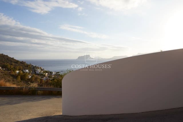 Chalet de 4 habitaciones en Moraira, Teulada-Moraira en venta con piscina - 3.750.000 € (Ref: 8864069)