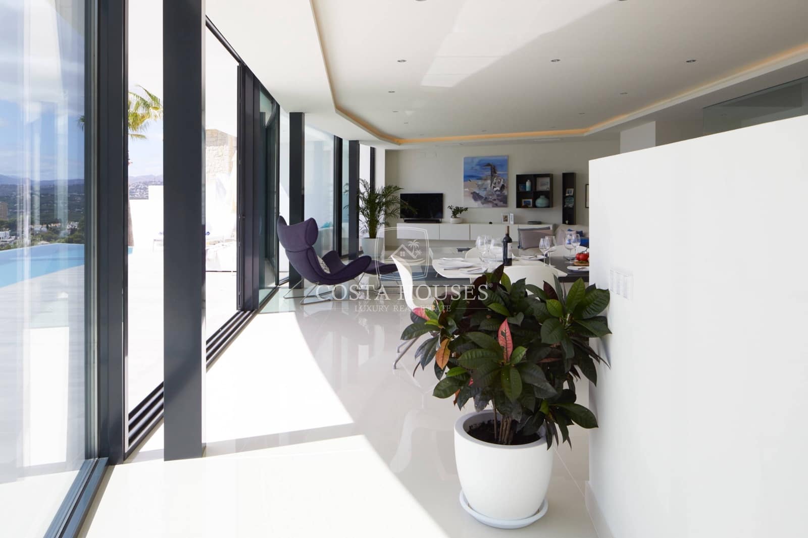 4 bedroom Villa for sale in Moraira with pool - € 3,750,000 (Ref: 8864069)