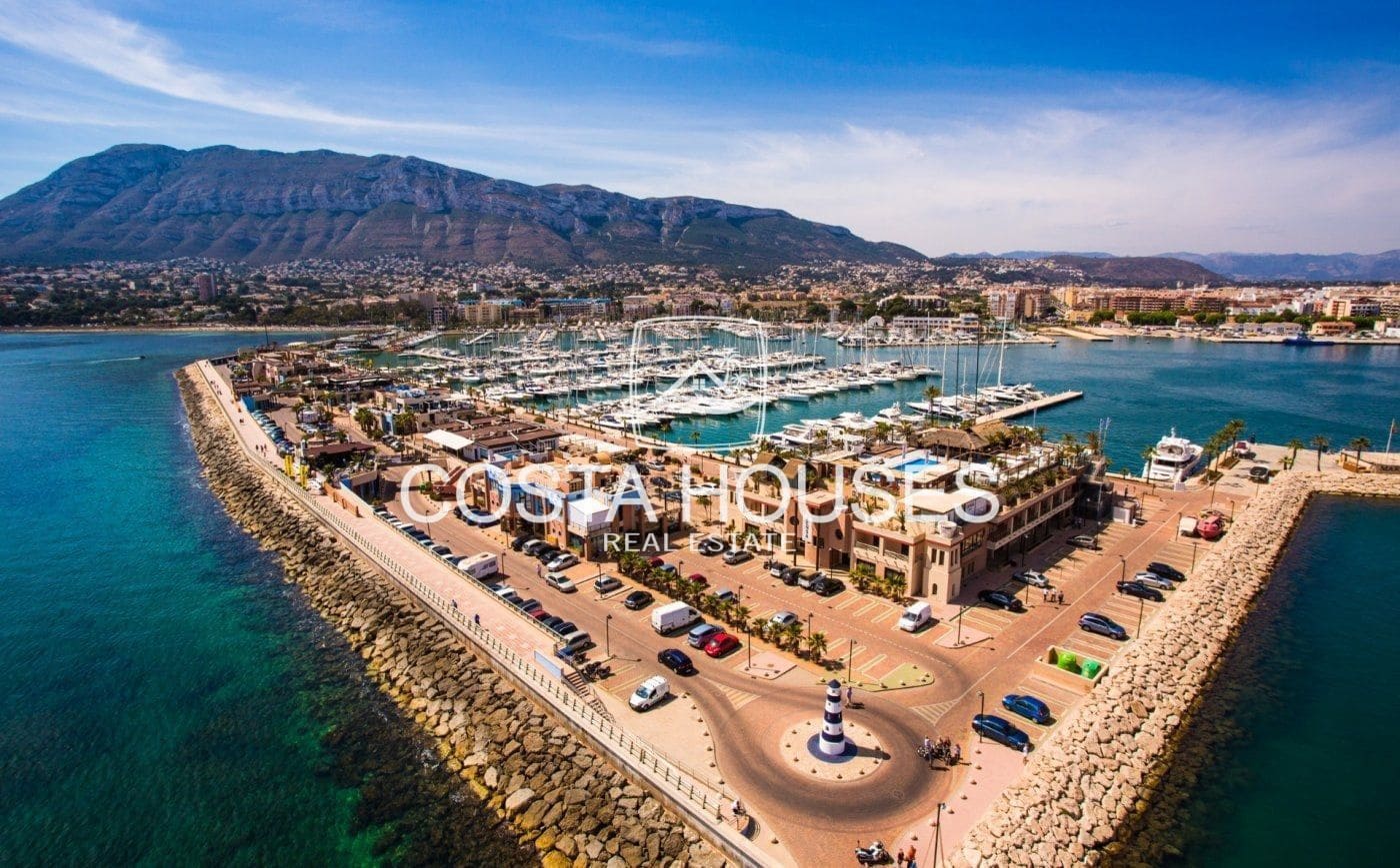 8 soveværelse Villa til salg i Denia med swimmingpool garage - € 3.935.000 (Ref: 8864072)