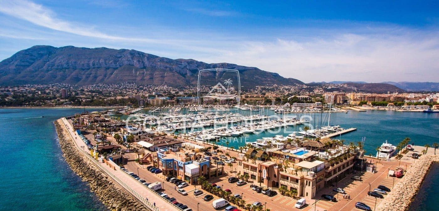 8 soveværelse Villa til salg i Denia med swimmingpool garage - € 3.935.000 (Ref: 8864072)