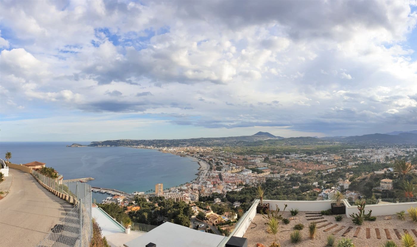 Chalet de 4 habitaciones en Javea / Xàbia en venta con piscina garaje - 3.985.000 € (Ref: 8864074)