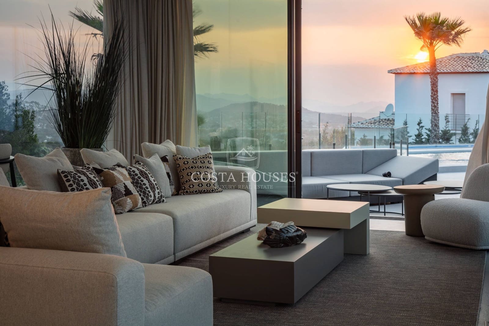 5 slaapkamer Villa te koop in Javea / Xabia met zwembad garage - € 4.125.000 (Ref: 8864075)