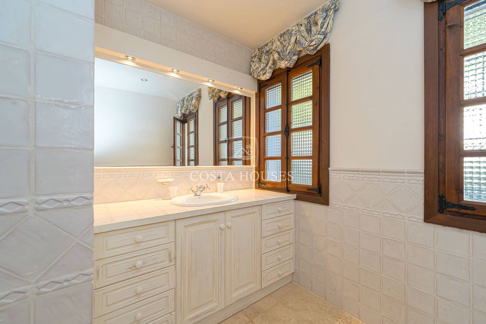 Chalet de 5 habitaciones en Moraira en venta con piscina - 3.995.000 € (Ref: 8864077)