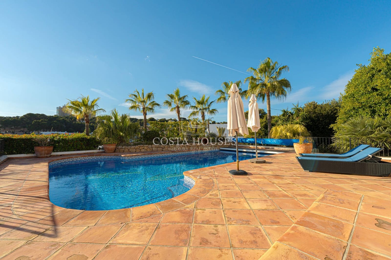 Chalet de 5 habitaciones en Moraira en venta con piscina - 3.995.000 € (Ref: 8864077)