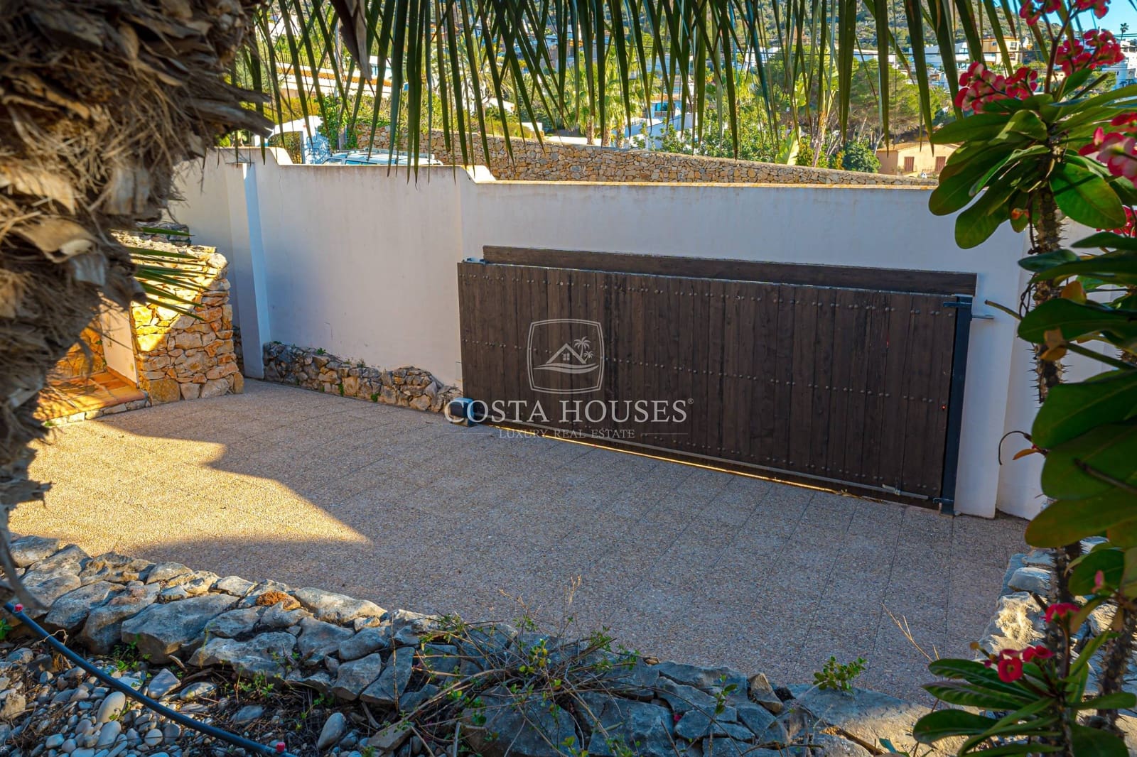 Chalet de 5 habitaciones en Moraira en venta con piscina - 3.995.000 € (Ref: 8864077)