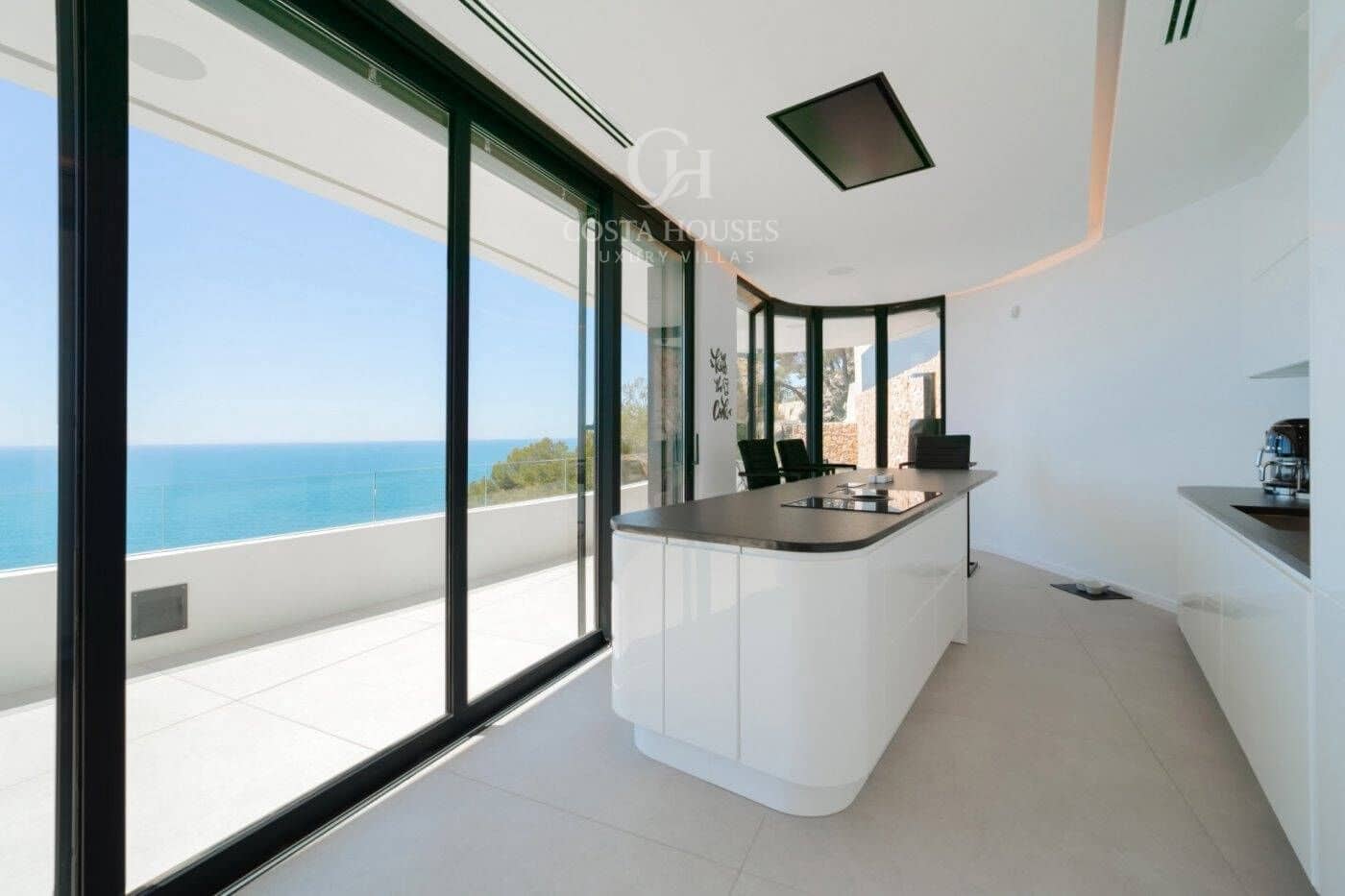 3 bedroom Villa for sale in Javea / Xabia with pool garage - € 4,200,000 (Ref: 8864082)