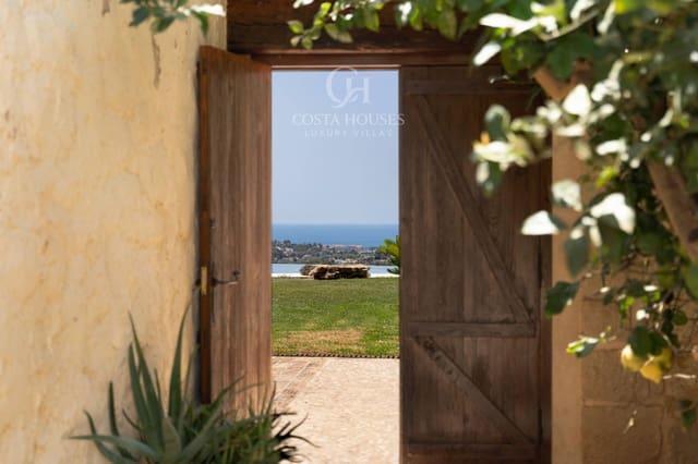 4 bedroom Finca/Country House for sale in Teulada Pueblo, Teulada-Moraira with pool garage - € 4,200,000 (Ref: 8864083)