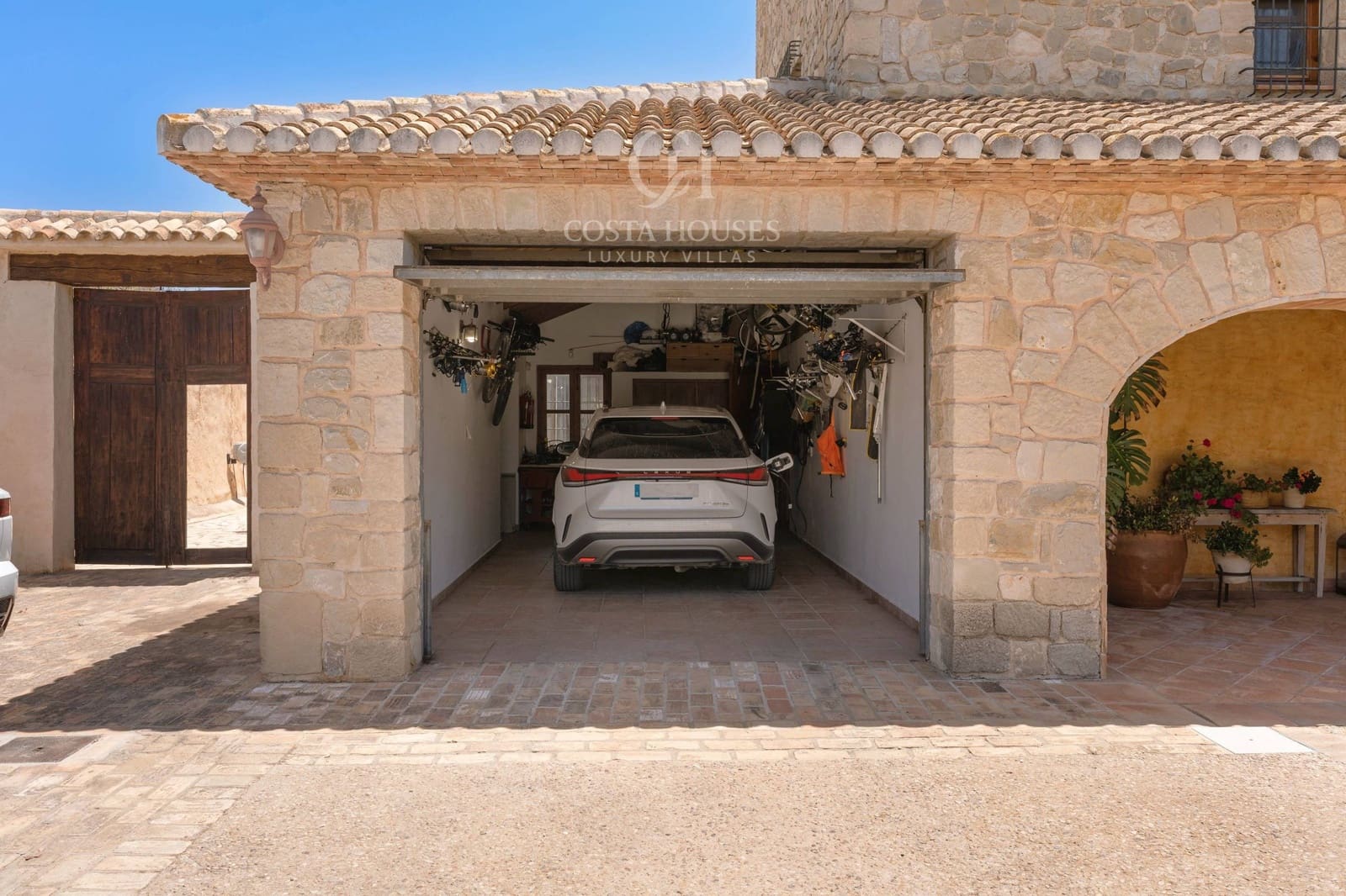 4 camera da letto Finca/Casa di Campagna in vendita in Teulada con piscina garage - 4.200.000 € (Rif: 8864083)