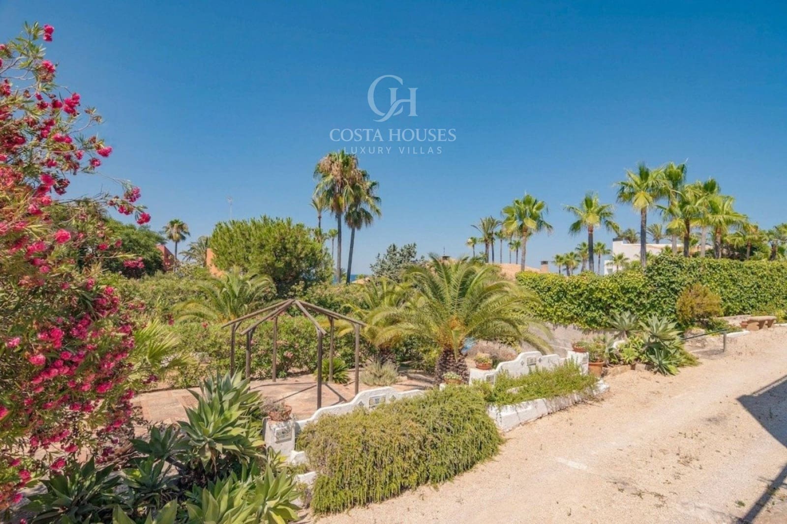 14 soverom Finca/Herregård til salgs i Javea / Xabia med svømmebasseng - € 12 995 000 (Ref: 8864085)