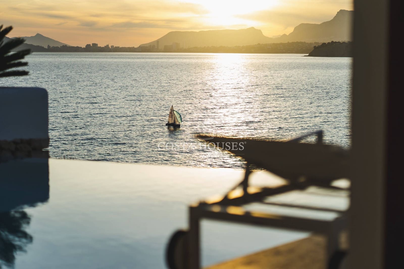 5 bedroom Villa for sale in Moraira with pool garage - € 4,700,000 (Ref: 8864090)