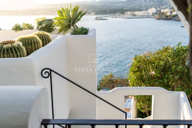 Chalet de 5 habitaciones en Moraira, Teulada-Moraira en venta con piscina garaje - 4.700.000 € (Ref: 8864090)