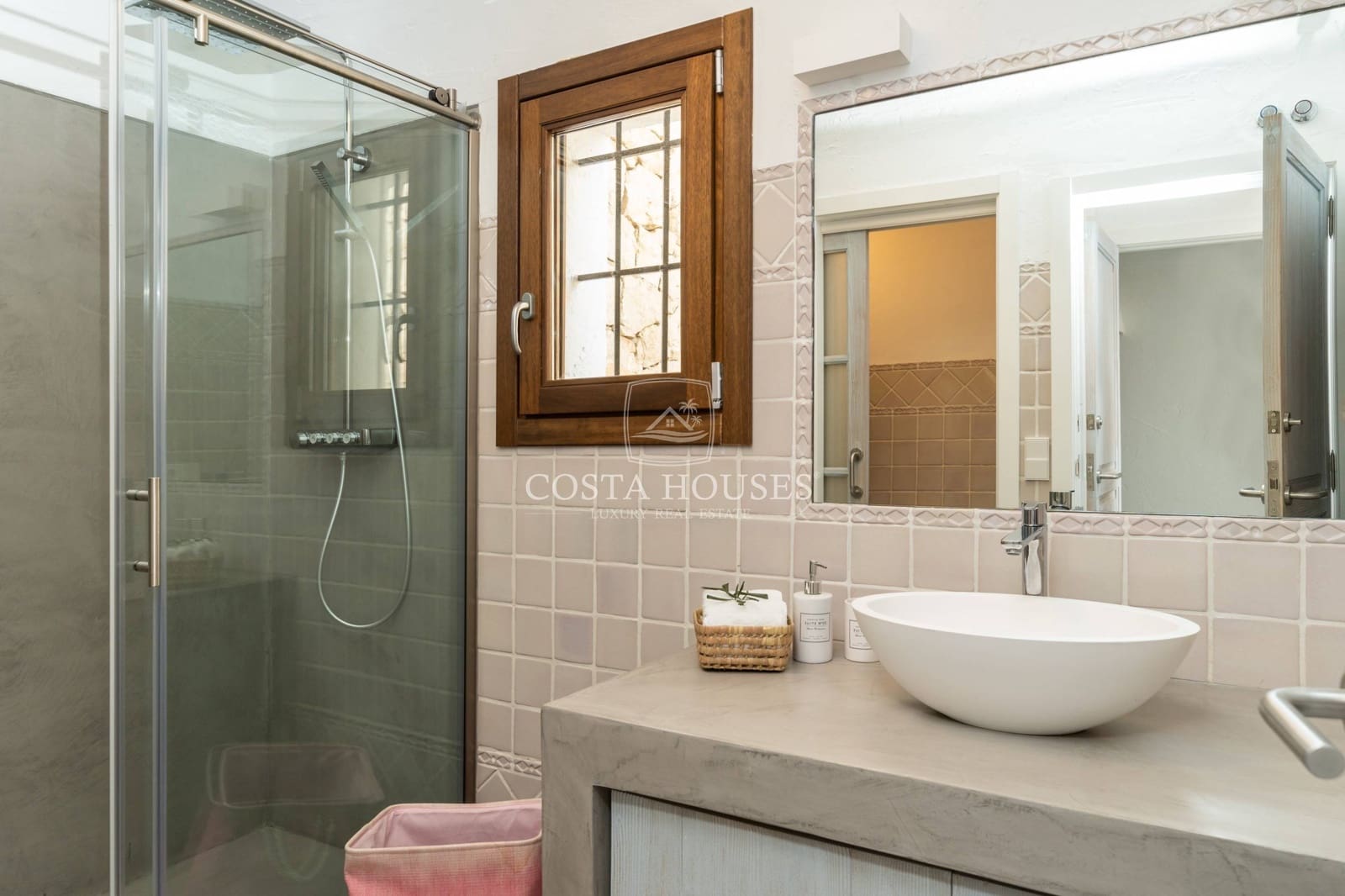 5 bedroom Villa for sale in Moraira with pool garage - € 4,700,000 (Ref: 8864090)