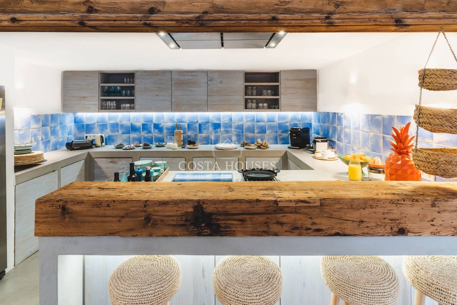 5 bedroom Villa for sale in Moraira with pool garage - € 4,700,000 (Ref: 8864090)