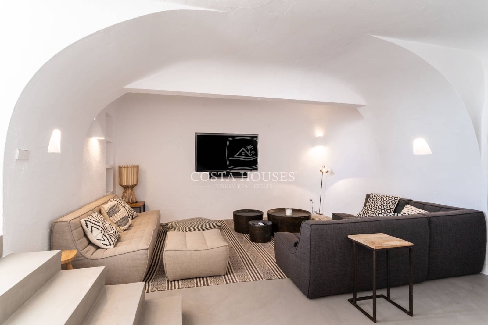 5 bedroom Villa for sale in Moraira with pool garage - € 4,700,000 (Ref: 8864090)