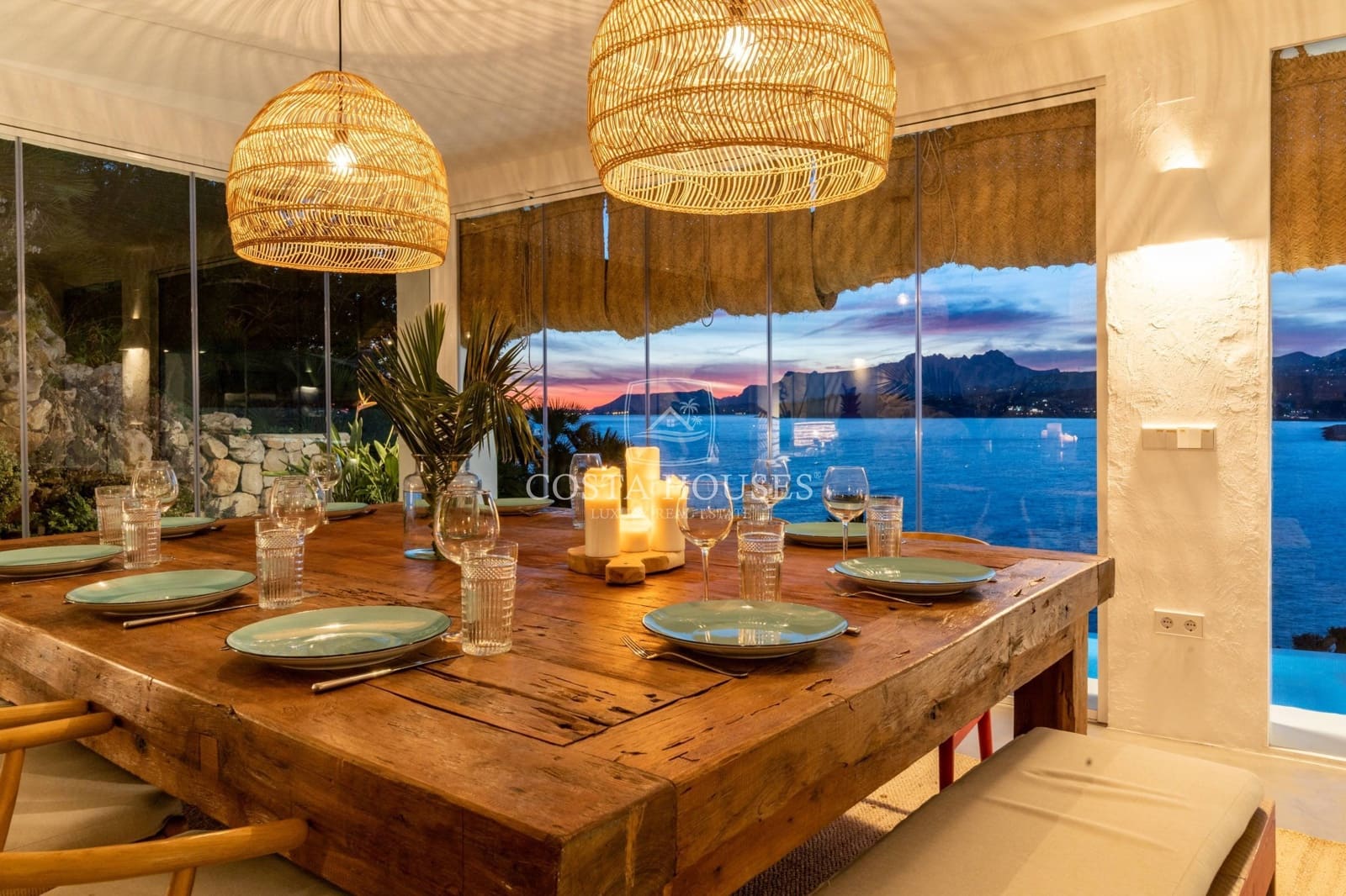 5 bedroom Villa for sale in Moraira with pool garage - € 4,700,000 (Ref: 8864090)