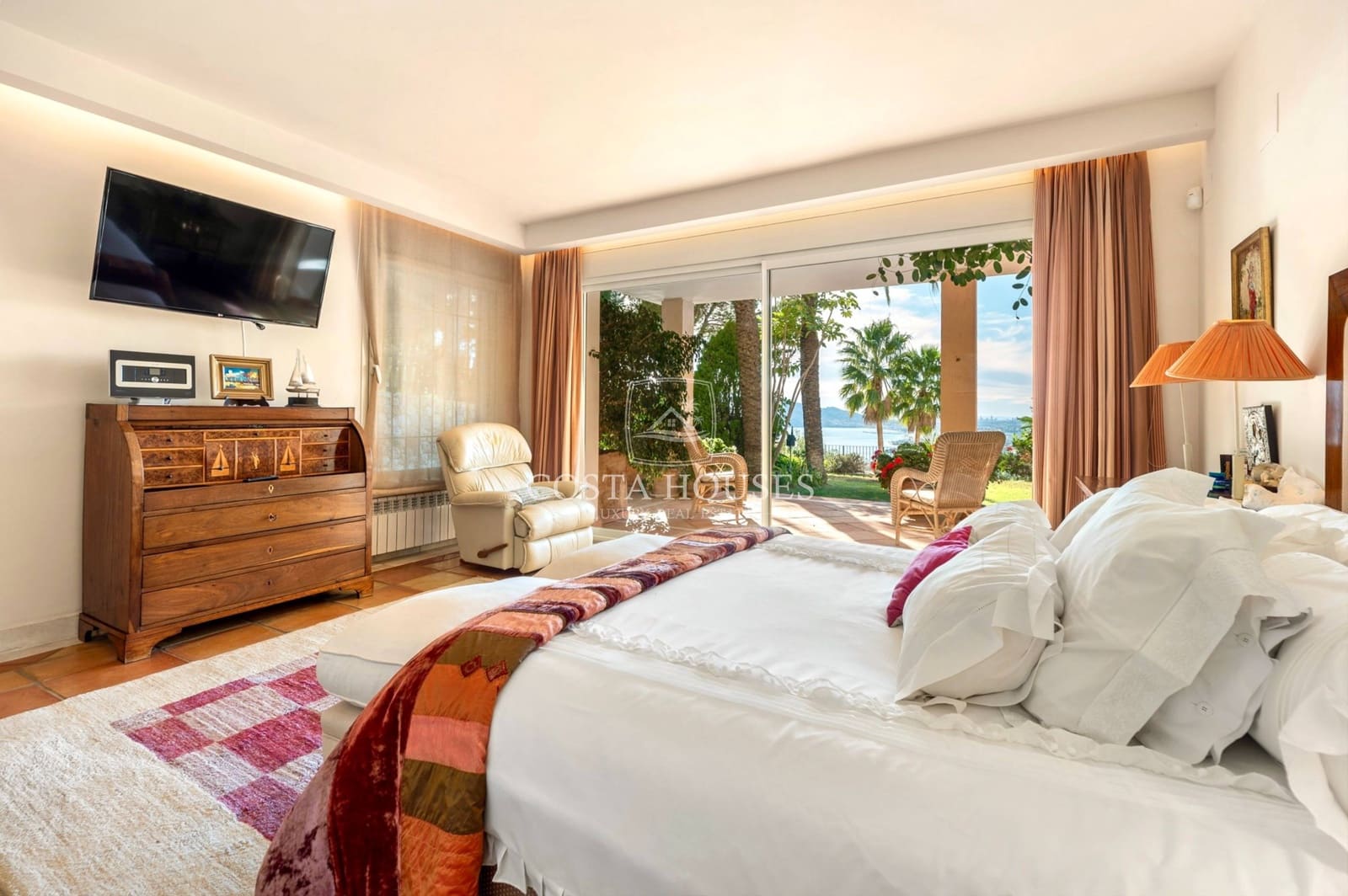 9 bedroom Villa for sale in Altea with pool garage - € 4,725,000 (Ref: 8864091)