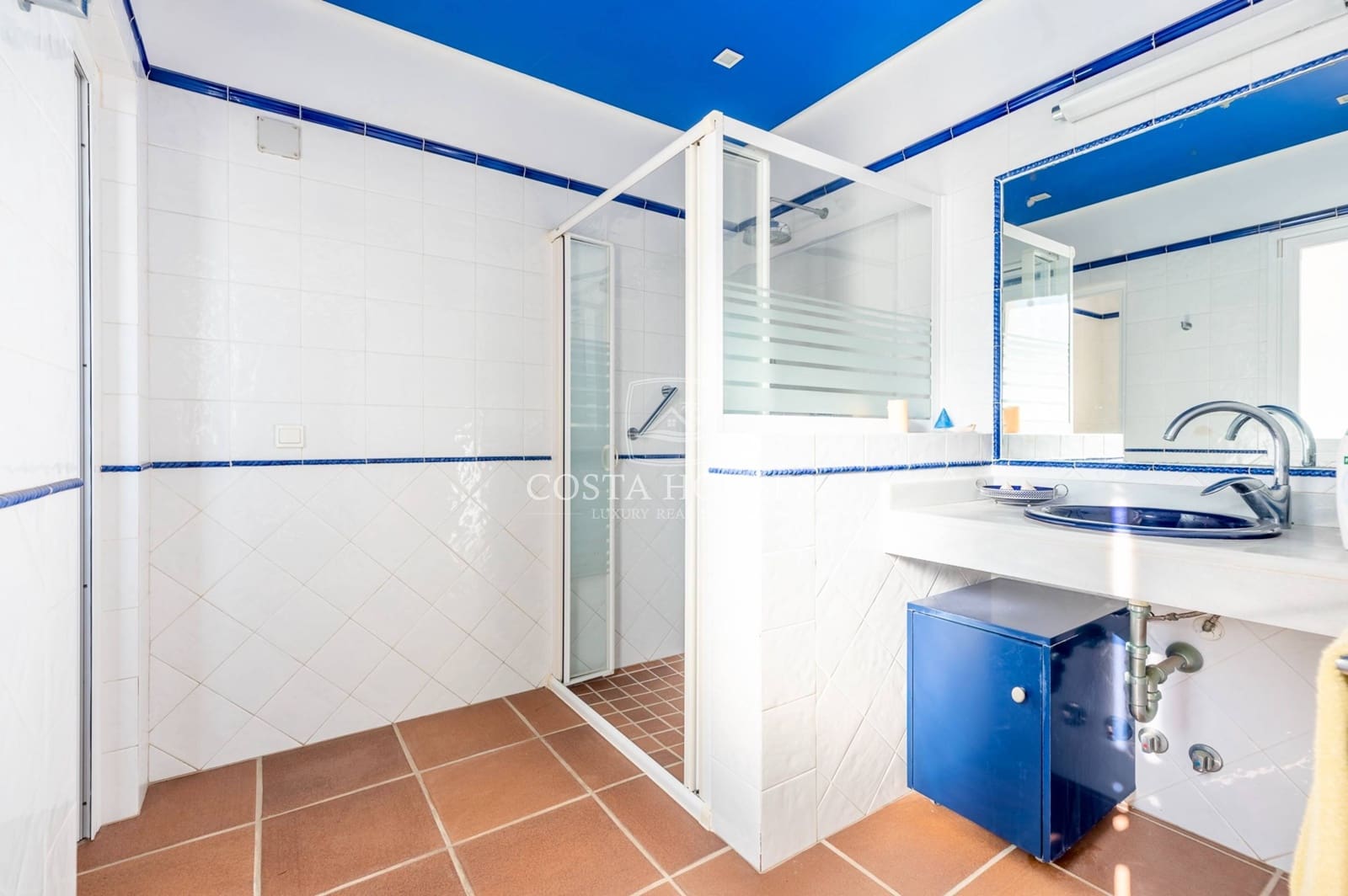 9 bedroom Villa for sale in Altea with pool garage - € 4,725,000 (Ref: 8864091)