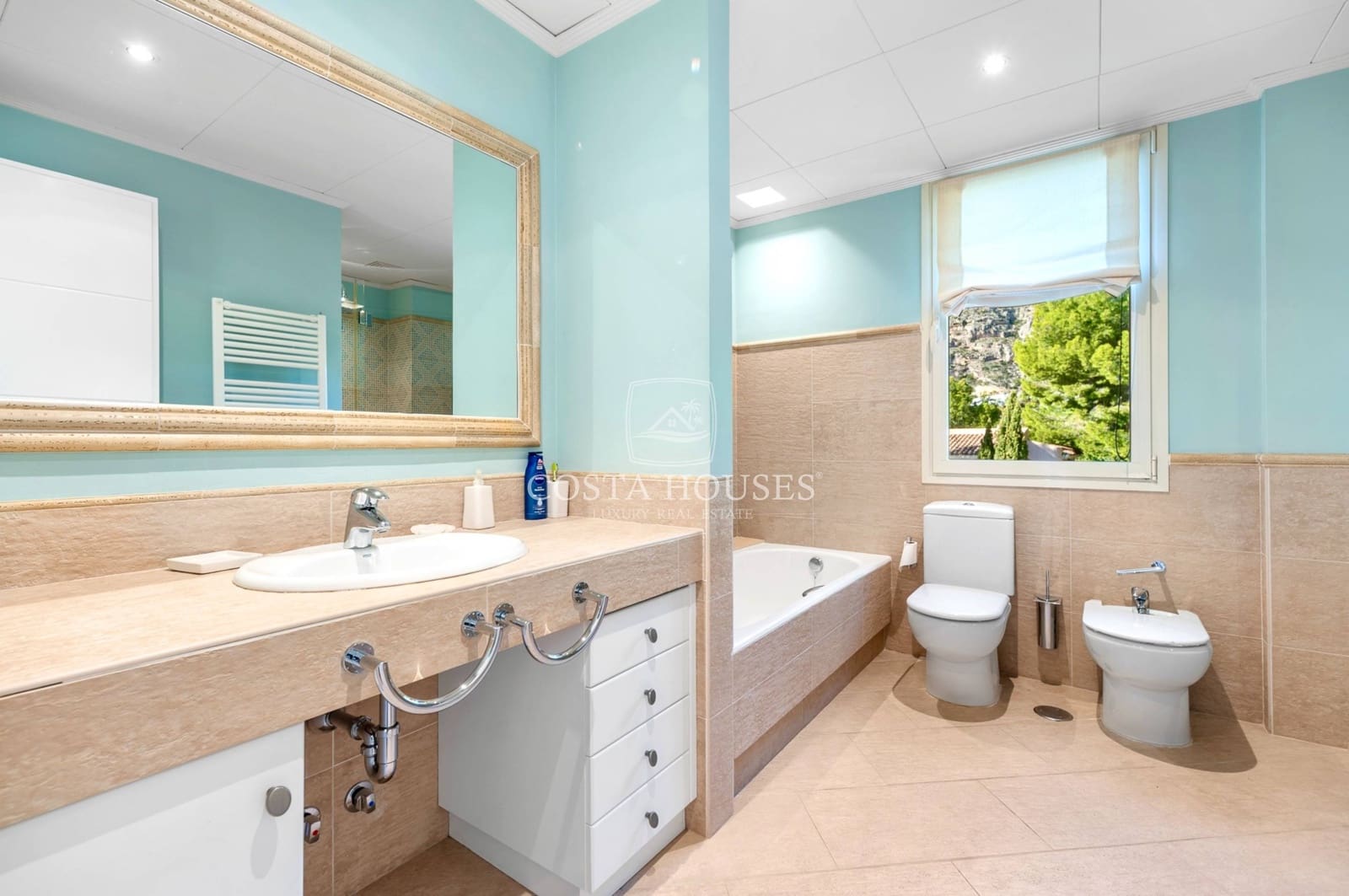 9 bedroom Villa for sale in Altea with pool garage - € 4,725,000 (Ref: 8864091)