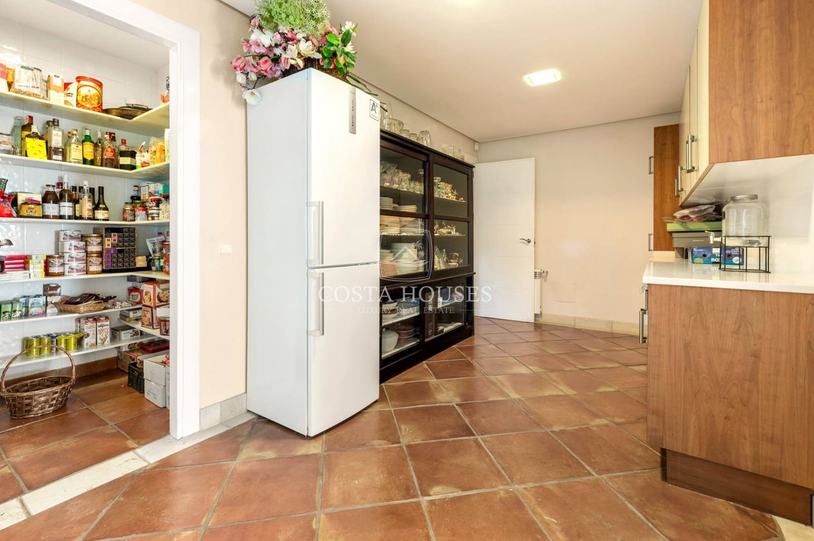 9 bedroom Villa for sale in Altea with pool garage - € 4,725,000 (Ref: 8864091)