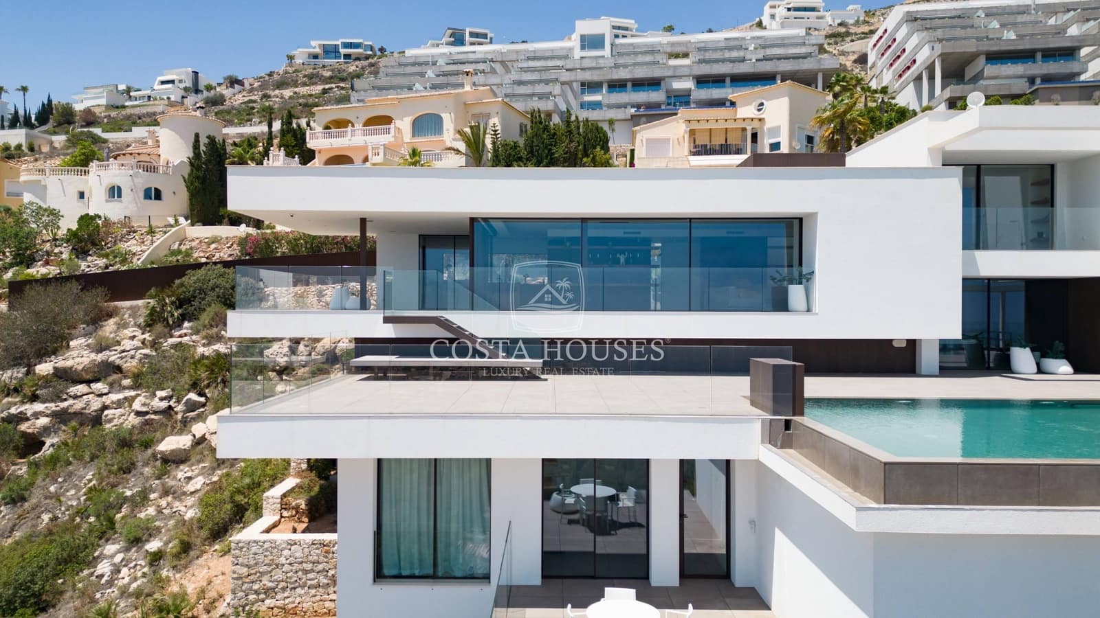 6 slaapkamer Villa te koop in Cumbre del Sol met zwembad garage - € 4.800.000 (Ref: 8864092)