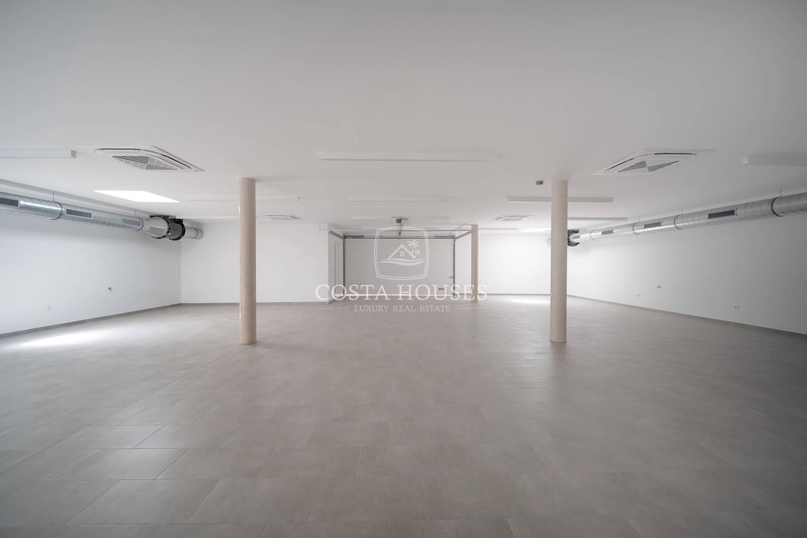 6 slaapkamer Villa te koop in Cumbre del Sol met zwembad garage - € 4.800.000 (Ref: 8864092)