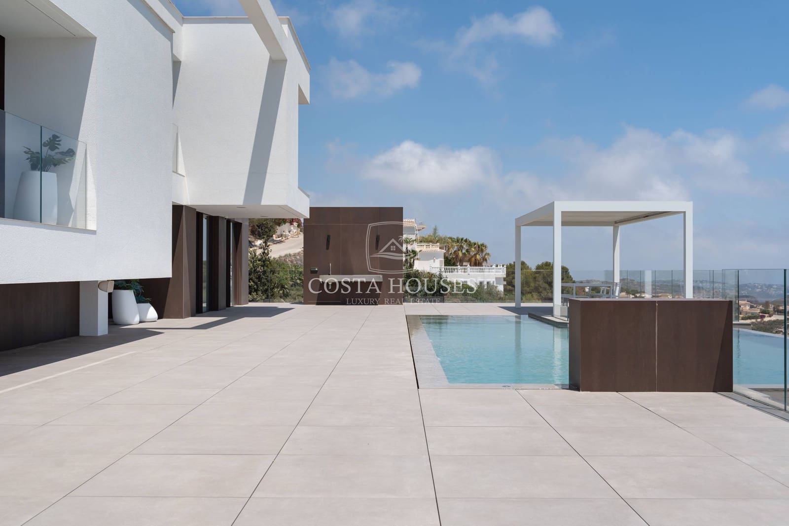 6 slaapkamer Villa te koop in Cumbre del Sol met zwembad garage - € 4.800.000 (Ref: 8864092)