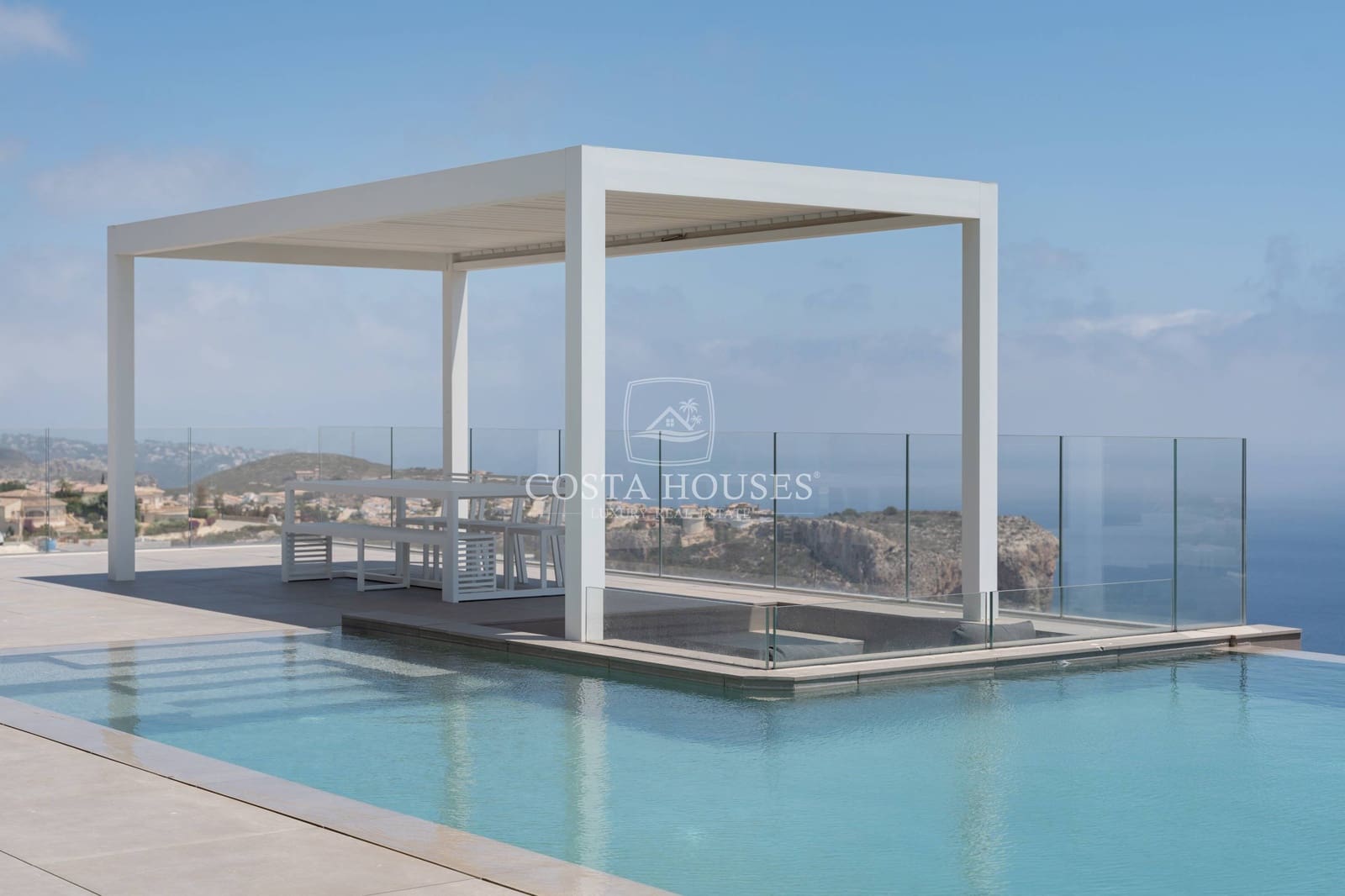 6 slaapkamer Villa te koop in Cumbre del Sol met zwembad garage - € 4.800.000 (Ref: 8864092)