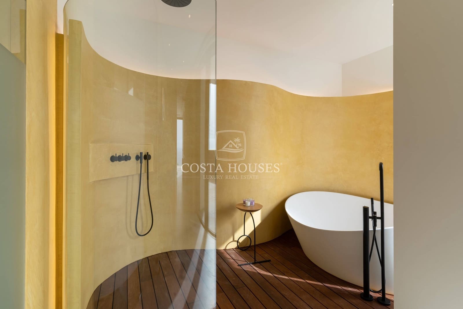 6 slaapkamer Villa te koop in Cumbre del Sol met zwembad garage - € 4.800.000 (Ref: 8864092)