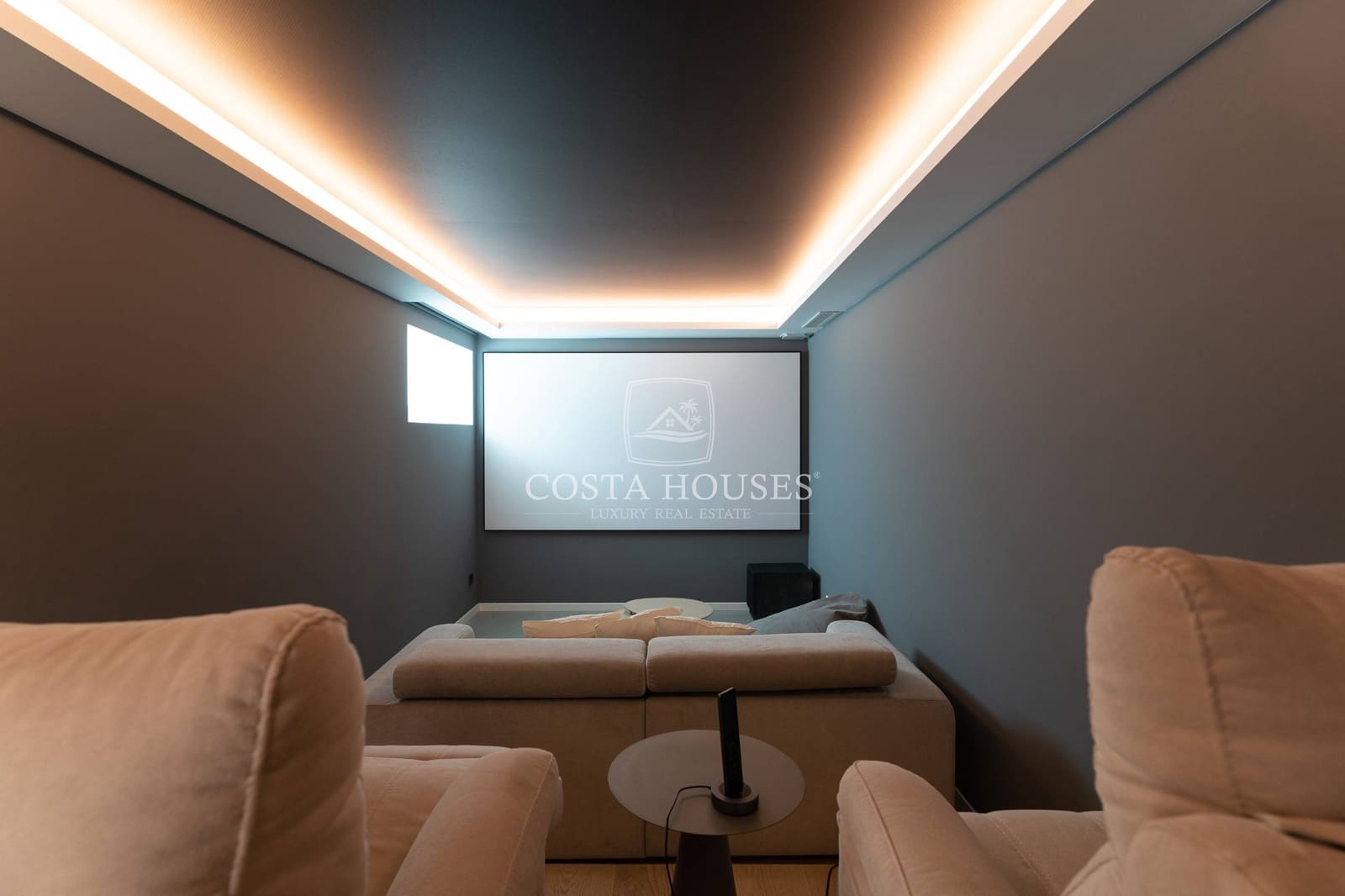 6 slaapkamer Villa te koop in Cumbre del Sol met zwembad garage - € 4.800.000 (Ref: 8864092)