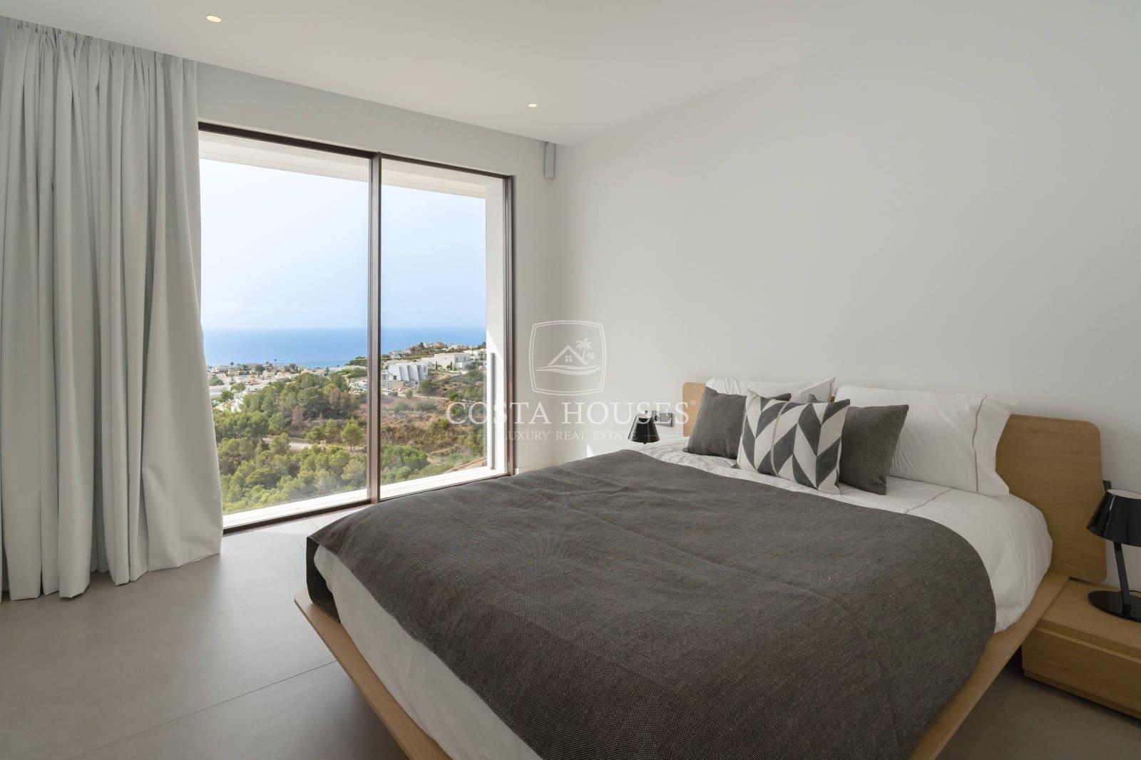 6 slaapkamer Villa te koop in Cumbre del Sol met zwembad garage - € 4.800.000 (Ref: 8864092)