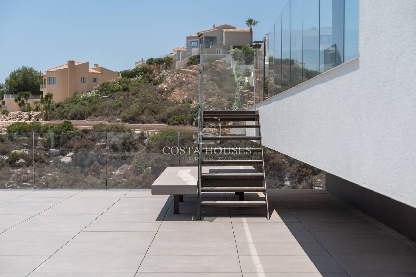 6 slaapkamer Villa te koop in Cumbre del Sol met zwembad garage - € 4.800.000 (Ref: 8864092)