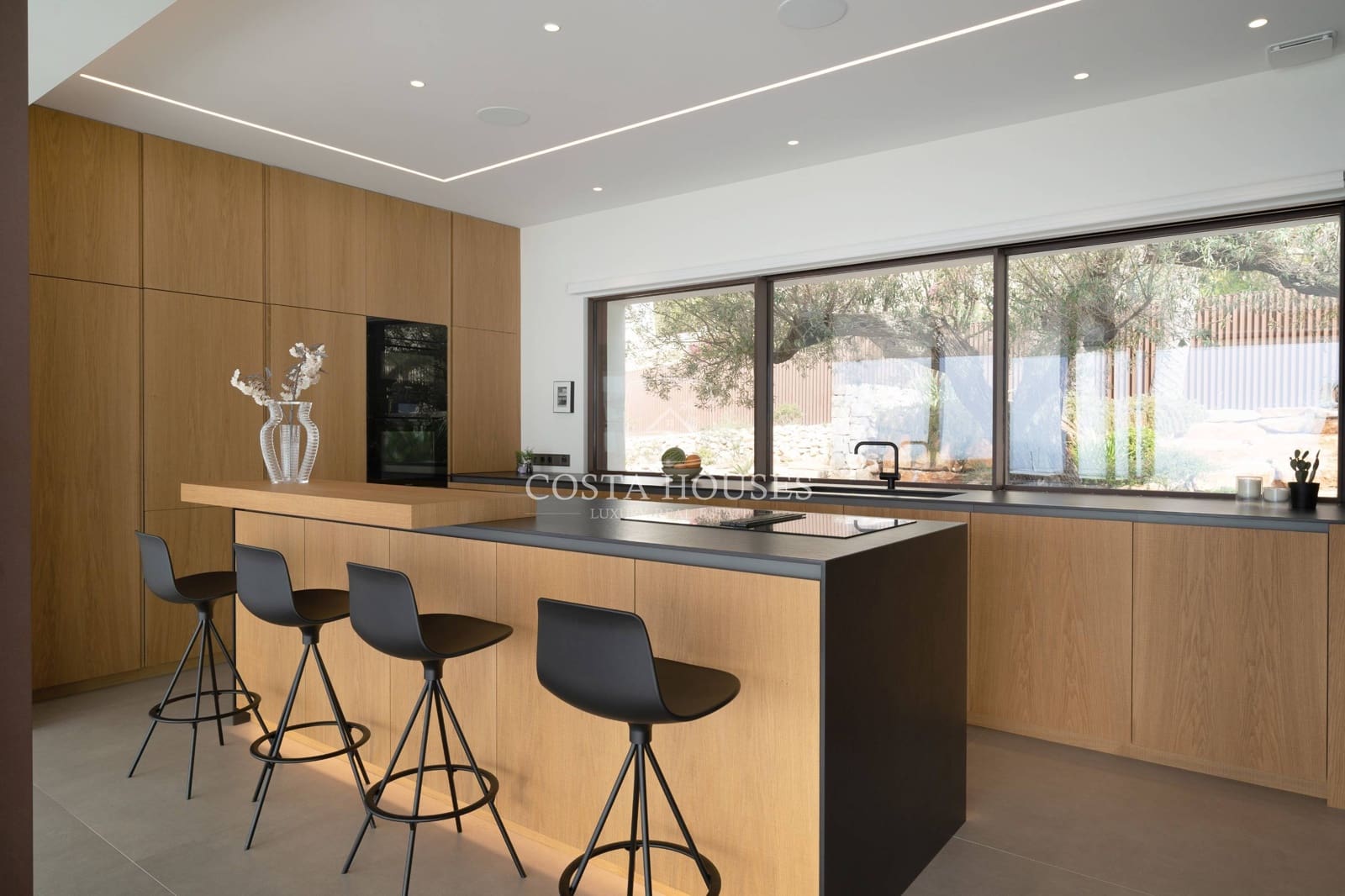 6 slaapkamer Villa te koop in Cumbre del Sol met zwembad garage - € 4.800.000 (Ref: 8864092)