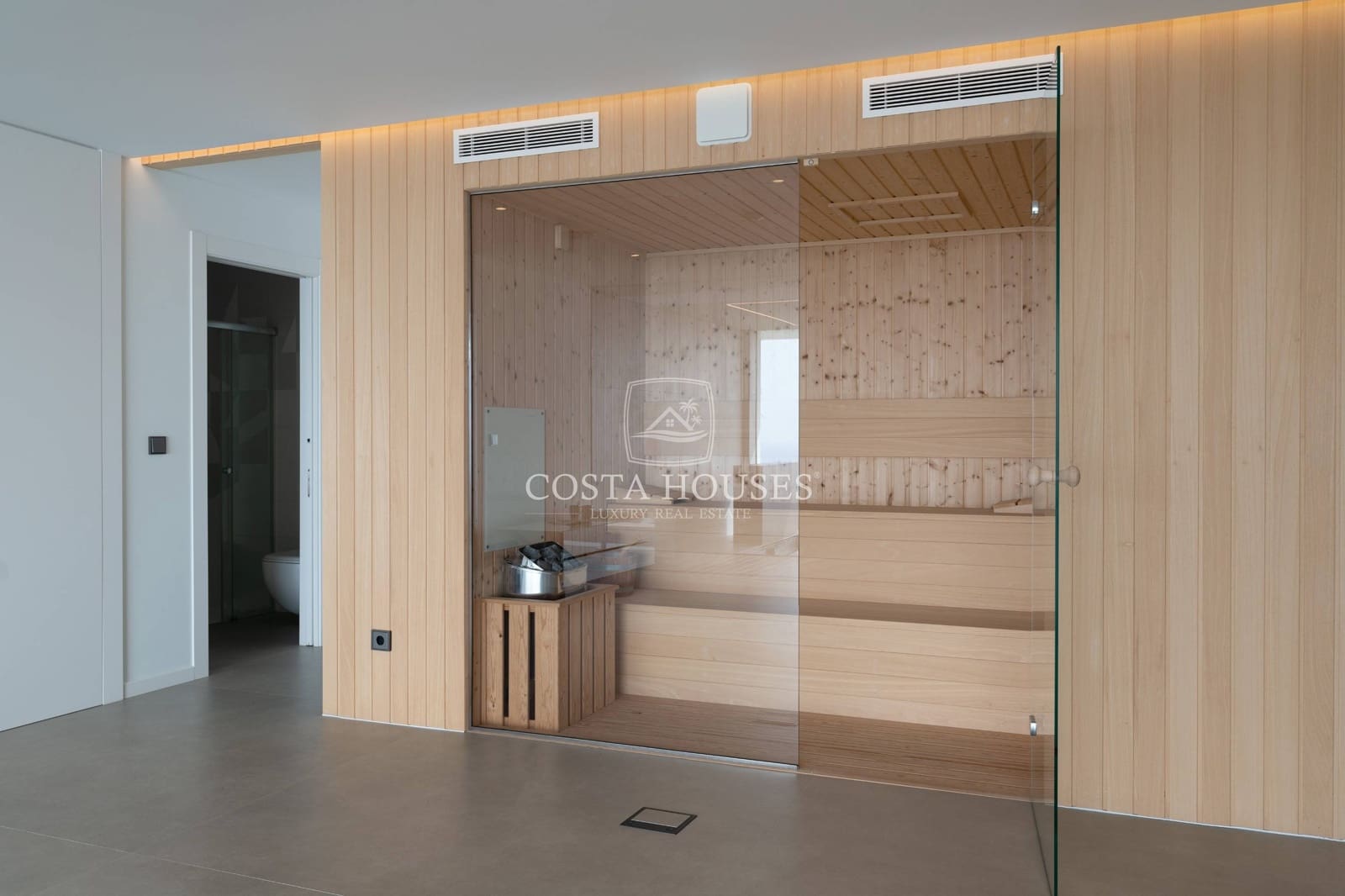 6 slaapkamer Villa te koop in Cumbre del Sol met zwembad garage - € 4.800.000 (Ref: 8864092)