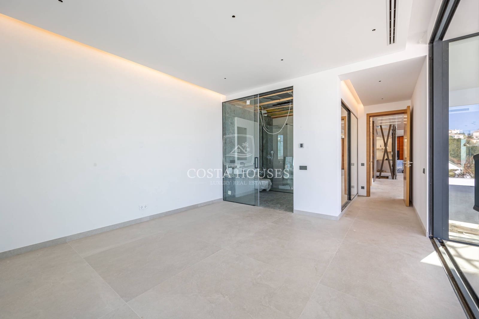 5 bedroom Villa for sale in Altea with pool garage - € 5,200,000 (Ref: 8864100)