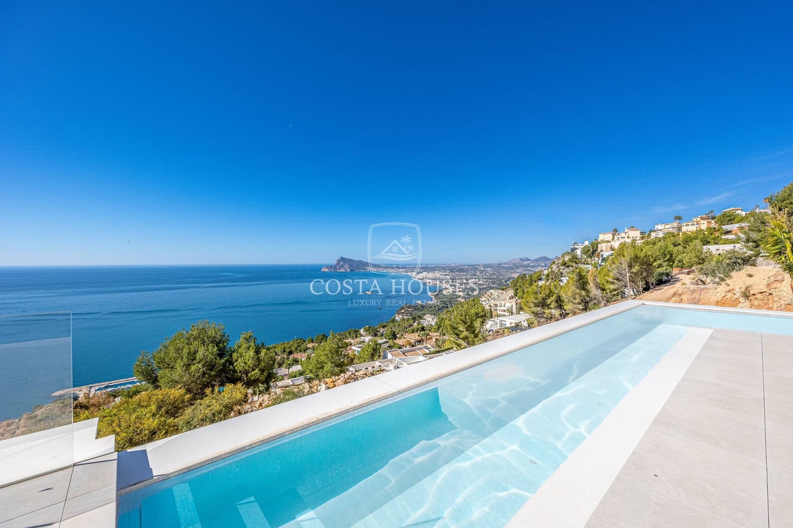 5 bedroom Villa for sale in Altea with pool garage - € 5,200,000 (Ref: 8864100)