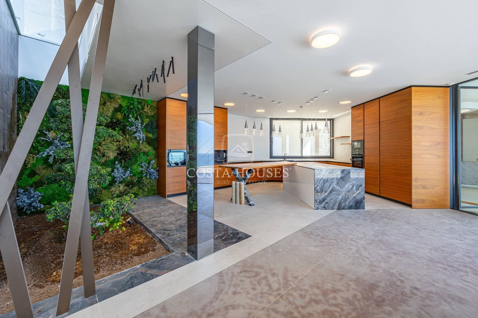 5 bedroom Villa for sale in Altea with pool garage - € 5,200,000 (Ref: 8864100)