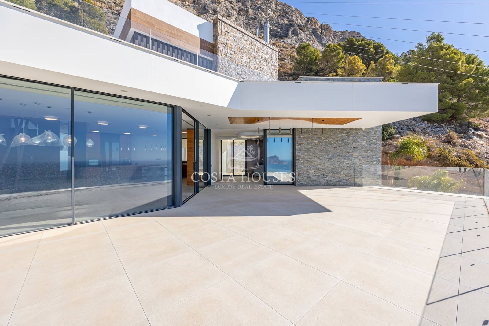 5 bedroom Villa for sale in Altea with pool garage - € 5,200,000 (Ref: 8864100)