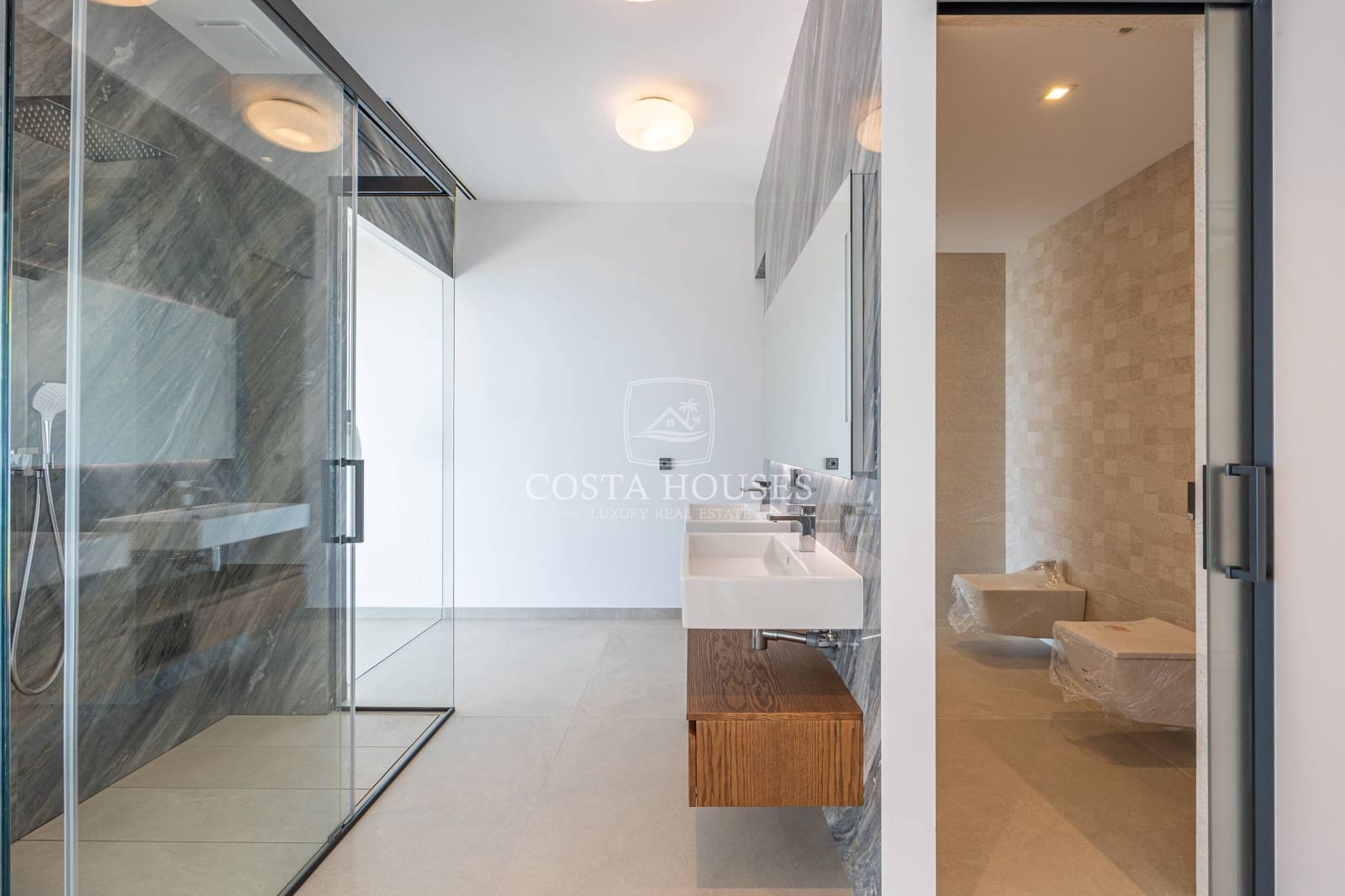 5 bedroom Villa for sale in Altea with pool garage - € 5,200,000 (Ref: 8864100)